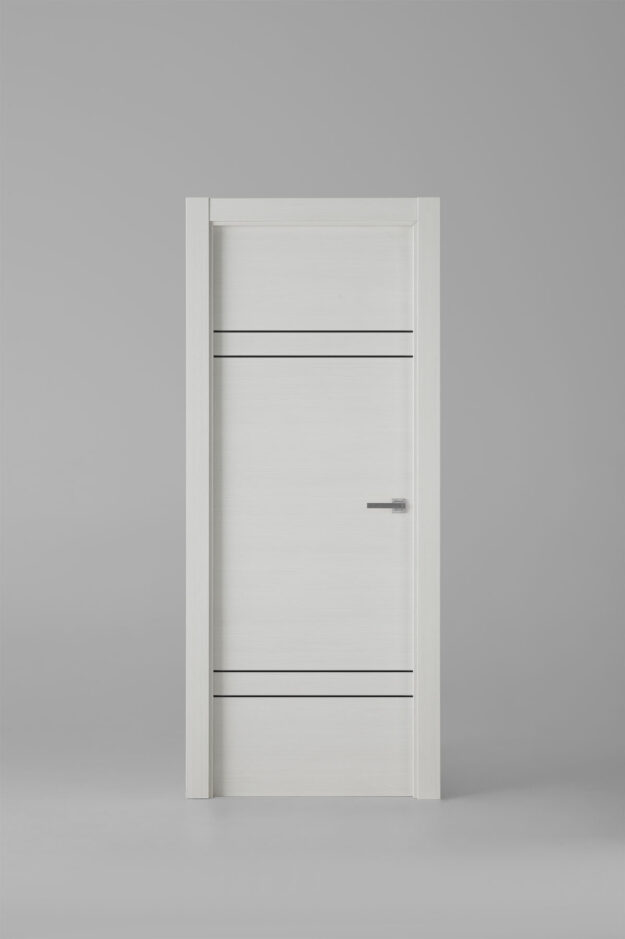 Interior door model X2004 Blanco Savia Black Inlay